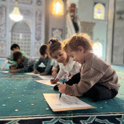 Minik Kalplerle Camii Ziyareti