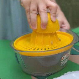Galata & Yeditepe Sınıflarından Limonata Şenliğiyle Tatlı ve Ekşi Eğlence!
