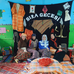 Sıra Gecesi Coşkusu Sınıfımızda!