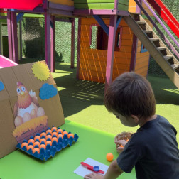 🐣🐔Minik eller bugün hedefler peşinde!🐔🐣