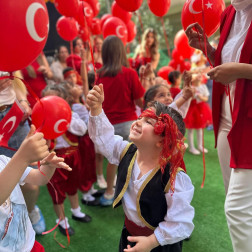 Bayram Coşkusu Minik Yüreklerle Büyüdü!