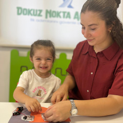 Robotik Kodlama ve Çömlek Atölyesi ile Yaratıcılık ve Teknoloji Buluşması!