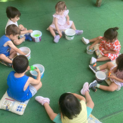 Su Oyuncaklarıyla Serin, Neşeli ve Bol Kahkahalı Bir Gün!