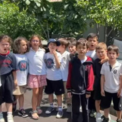 Bir Yüreğe Bin Mini Yürekten Sürpriz