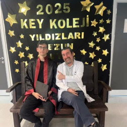 2025 Key Koleji Yıldızları Mezuniyet Karelerinde!