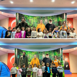 Anasınıfı ve İlkokul Öğrencilerimizin Tiyatro Saati