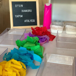 Oyun Hamuru Yapıyoruz
