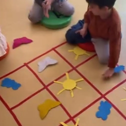 AKILLI TAHTAMIZ ÜZERİNDEN KODLAMA DERSİMİZİ PEKİŞTİRİYORUZ:)