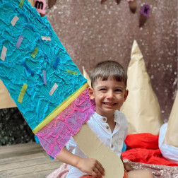 Yaz Sıcaklarına En Tatlı Çözüm: Dondurma Partisi!