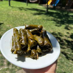 Minik Ellerle Sarma Sardık!