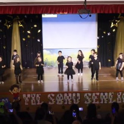 Yıldızlar Sahnede: Yıl Sonu Gösterisi!