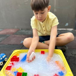🧸 Oyuncaklarımızı Kendimiz Yıkıyoruz!