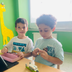 🤖 Minik Eller, Büyük Buluşlar