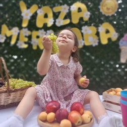 Meyvelerle Yazı Karşıladık