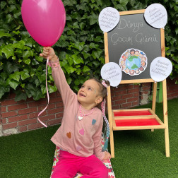 Dünya Çocuk Günü Kutlu Olsun 🌍👧👦✨