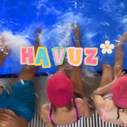 Havuz Keyfi 🏊‍♀️