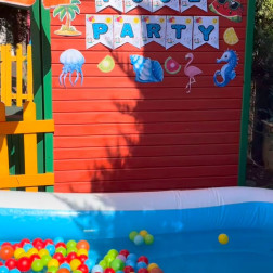 Pool Party ile Yaz Eğlencesi 🏖️
