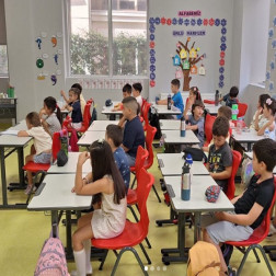 📖 Dikkatle Dinliyoruz, Bilgiyle Büyüyoruz 🌟