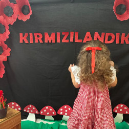 kırmızı günü