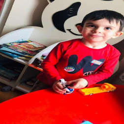 🚗 Minik Eller, Büyük Hayaller!