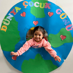 🌍 Mutlu Çocuklar, Güzel Bir Dünya!