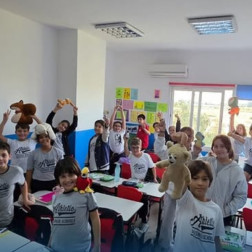 Sınıf Arkadaşım Oyuncağım!