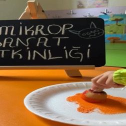 Meraklı Minikler Mikropları Tanıyor! 🦠🎨