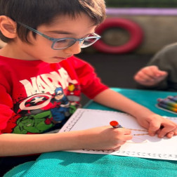 Renklerin Büyülü Dünyası 🖍️