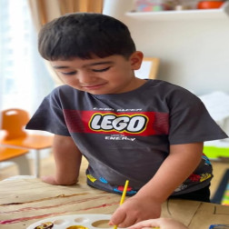 Renklerle Lego Boyama Etkinliği