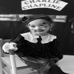 Charlie Chaplin Kostüm Etkinliği
