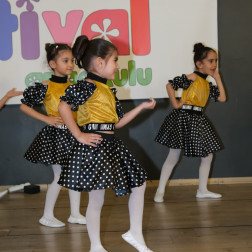 Sene Sonu Gösterimizden Renkli Kareler!