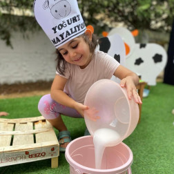 🥛👩‍🍳 "Minik Ellerle Yoğurt Mayalıyoruz!"