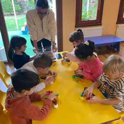 Minik Mühendisler Elektrik Devresinde! ⚡🔋