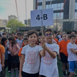 Sınıfımızla Birlikteyiz: 4-B 💫