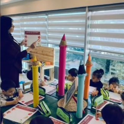 Renkli Kalemlerle Öğreniyoruz ✏️