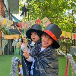 ♻️ Geri Dönüşüm Defilesi