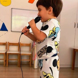 Kendini İfade Et: Mikrofon Etkinliği