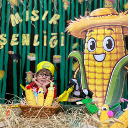 Minik Ellerle Mısır Şenliği 🌽