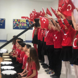 ✨ Cumhuriyet Coşkusu Kalplerimizde! ❤️🤍