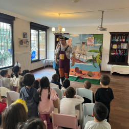 "Korsan Kralın Kayıp Şapkası" tiyatrosuyla bol kahkahalı, bol maceralı bir gün geçirdik!