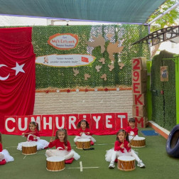 Cumhuriyet Bayramımız Kutlu Olsun! 🎉