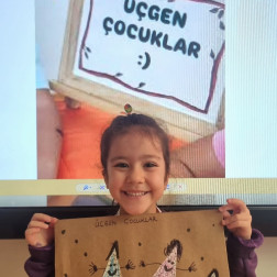 🔺 Eğlenceli Matematik ile Üçgen Kavramını Öğreniyoruz! ✨