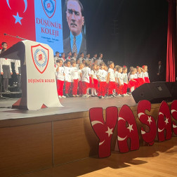 🎤 Cumhuriyet Coşkusu Sahnemizde!