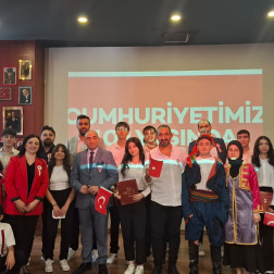 29 EKİM CUMHURİYET BAYRAMININ 102. YILINI COŞKUYLA KUTLADIK