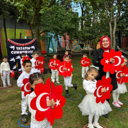 Cumhuriyet Coşkusunu Miniklerimizle Kutladık!