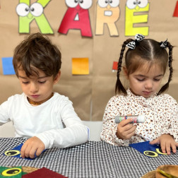 Kare Şekliyle Eğlenceli Sanat 🟦✂️