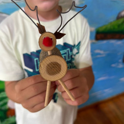 Ahşap Geyik Tasarımı 🦌✨