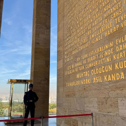 İlkokul Öğrencilerimizle Atamızın Huzurundaydık