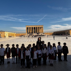 İlkokul Öğrencilerimizle Atamızın Huzurundaydık