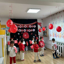 Cumhuriyet Çocukları ile 29 Ekim Coşkusu